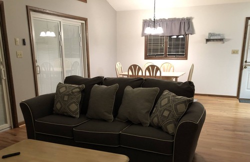 Rehoboth Beach Maison | Angola by the Bay Cozy 2-Bedroom Home