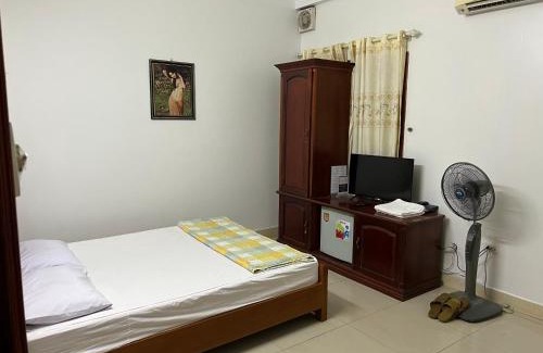 Hai Phong Lit Et Petit-Déjeuner | Anh Đào Hotel