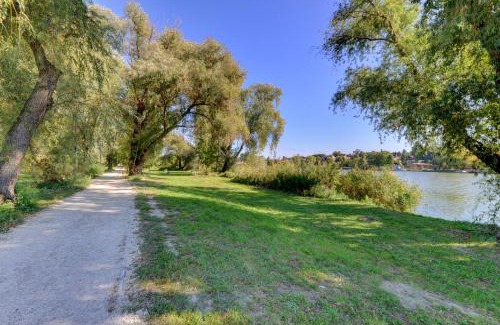 Csepel-Kiralyerdo Appartement | Anita