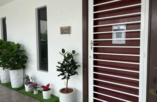 Jalan Bangi Maison | Anjung Serene + Private Pool (10 pax) @ Semenyih