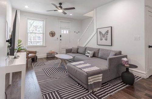 Downtown St. Louis Maison | Ann Avenue 3BR St Louis Home with Games and Free Parking