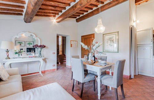 Lucca Appartement | Anna Farmhouse Apartment in Wine Resort in Lucca