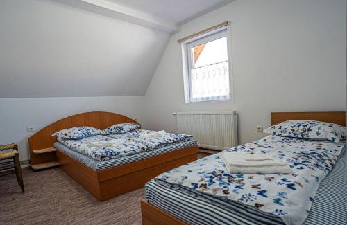 Comiat Appartement | Anna Guesthouse