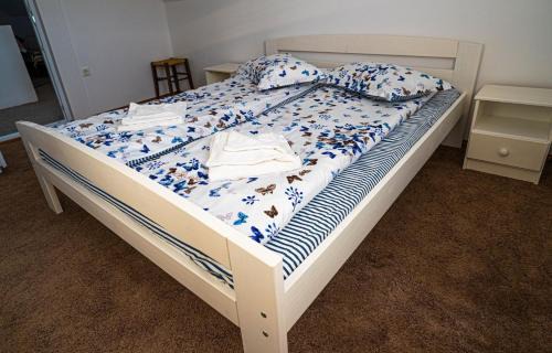 Comiat Appartement | Anna Guesthouse