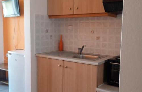 Lixouri Appartement | Anna's Apartment 3 - Charming Stay for 2 in Lixouri