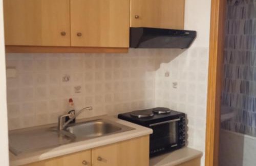 Lixouri Appartement | Anna's Apartment 3 - Charming Stay for 2 in Lixouri