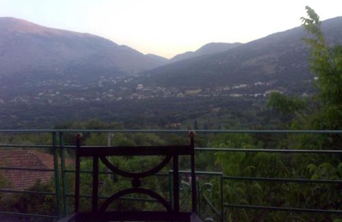 Logarata Maison | Anna's Apartment near Agia Efimia & Myrtos beach