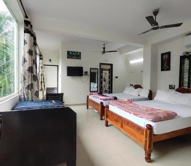 Tirupati Maison | Annamaiah Guest House & Homestay - Tirupati - Home Food Service