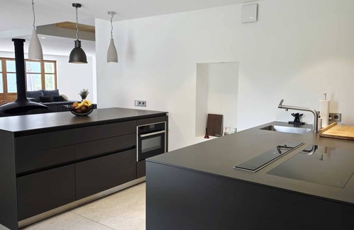 Veyrier-du-Lac Villa | Annecy Location Prestige : Villa Josephine - Vue Imprenable sur le Lac d'Annecy
