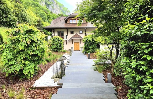 Veyrier-du-Lac Villa | Annecy Location Prestige : Villa Josephine - Vue Imprenable sur le Lac d'Annecy