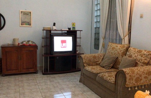 Anturan Maison | Annie Villa