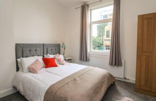 Helensburgh Maison | Annielea is a cosy 3 bed Cottage in Helensburgh