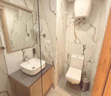 Jaypee Greens Appartement | Anom stays 2