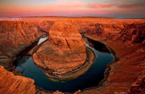 Page Maison | AntelopeCanyonHouse w VIEW offering Deals for two couples pets okay