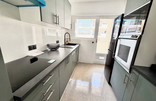 Antibes Old Town Copropriété | Antibes hyper center - 4 people - close to shops and beaches