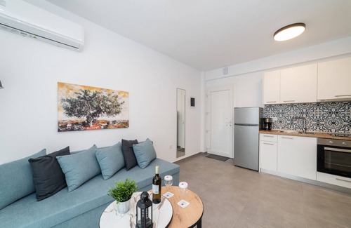Paralia Ofryniou Appartement | Antigone Residential Complex - One Bedroom Apartment -