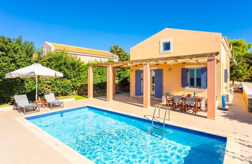 Kounopetra Villa | Antigoni Beach House