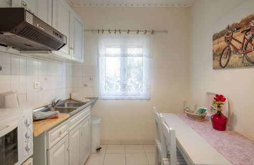 Koutsi Appartement | Antigoni Villa Dio: Piscine commune, vue imprenable, climatisation