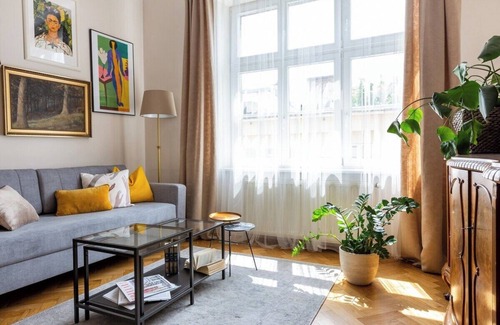 Stare Miasto Appartement | Antique 1-bed apartment