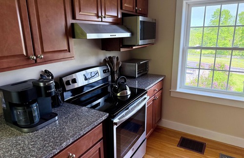 Windsor Maison | Enchanting farmhouse with a picture perfect view of Mt. Ascutney