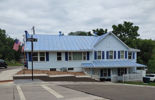 Waupaca Appartement | Antique Home Downtown Waupaca