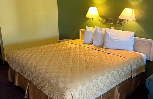 Cuero Hôtel | Antler's Inn