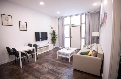 Almendrales Appartement | Antonio lópez - b