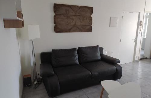 Lunel Appartement | "Antre Nous" au Cœur de Lunel