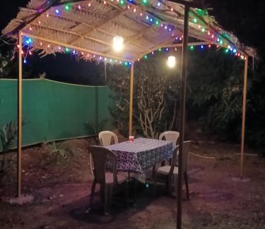 Chendhare Lit Et Petit-Déjeuner | Anvi Holidayhome Alibag