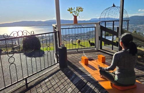 Kawaha Point Maison | Aorangi Peak Cabins 10 by Tiny Away