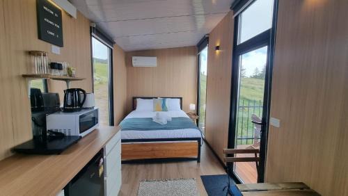 Kawaha Point Maison | Aorangi Peak Cabins 6 by Tiny Away