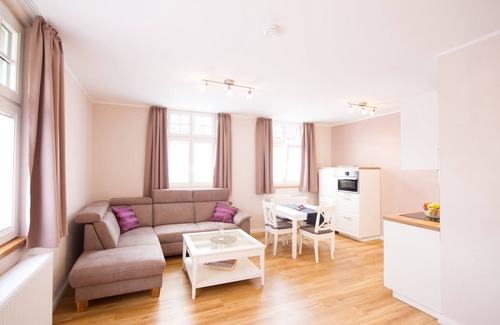 Uerzig Appartement | Ap 3 - Würzgarten-Suite Junior-Supérieure-Salle de bain privée séparée-Vue su...