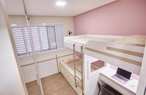 Maringa Appartement | Ap c/ 2 Qts, garagem e A/C