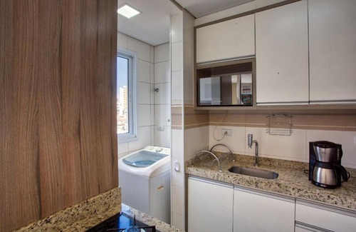 Maringa Appartement | Ap c/ 2 Qts, garagem e A/C
