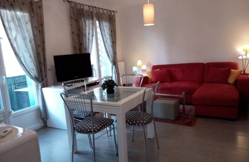 Montbolo Appartement | Les cerisiers