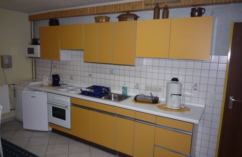 Neuhof Appartement | Appartement. est accessible sans marches. Près de la gare à 500 mètres