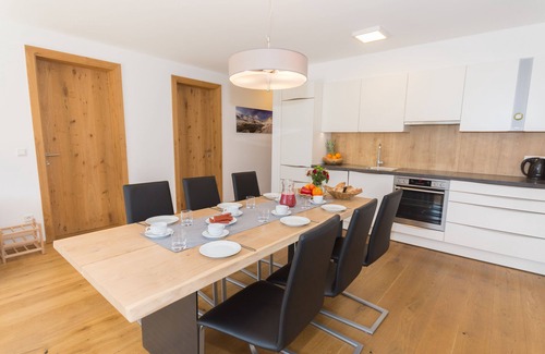 Schonbach Appartement | Apartment on the sunny slope with two terraces