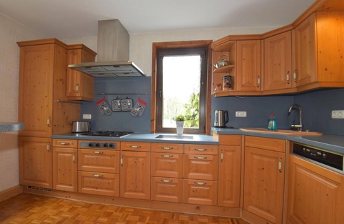 Herges Appartement | Appartement "Erna" avec terrasse privée, jardin privé et Wi-Fi
