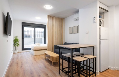 San Sebastian de los Reyes Appartement | apartamento reformado con garaje y piscina de alquiler temporal