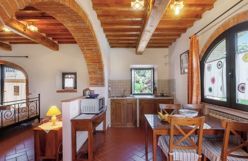 Mercatale Val di Pesa Appartement | Appartement 'Capriolo Flat' avec vue sur les montagnes, Wi-Fi et climatisation