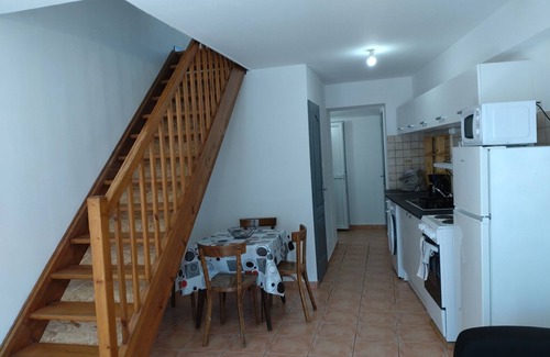 Saint-Julien-Molin-Molette Appartement | Appartement 'La Molette' avec balcon