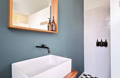 Amsterdam North Appartement | Aparment in former bathhouse. Free parking