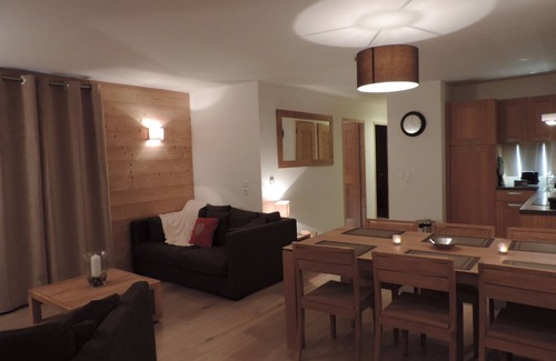 Les Gets Appartement | Appart. 3*K2-LES GETS-6 Pax-70 m2-WIFI-2 CH*2SDB-150m. TELESIEGE PERRIERES EXPR