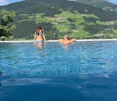 Landeck Appartement | Apart Alpine Retreat 2