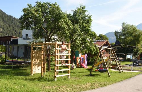 Ried im Oberinntal Appartement | Apart Cäcilia