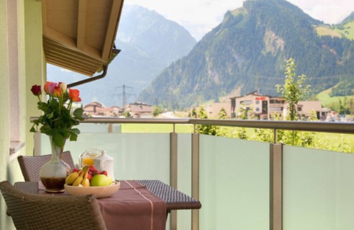 Ramsau im Zillertal Appartement | Apart Heim - Sonnenbalkon - directement à côté du bus de ski et de randonnée et du Zillertalbahn