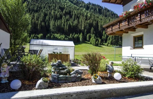 Galtur Appartement | Apart Maashof I by Interhome