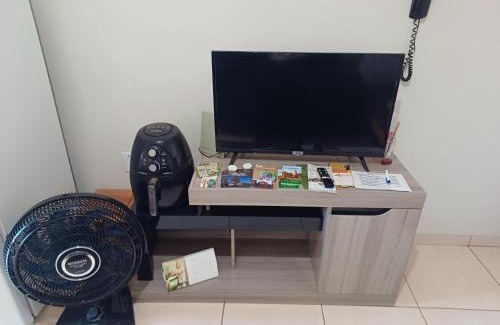 Santo Angelo Appartement | Apart próximo a Unimed, Catedral e HSA de 2 quartos com AR, mini-Academia e garagem no Centro-sul