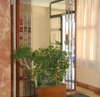 Leon Hôtel | Apartahotel FC Catedral