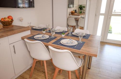 Poddabie Appartement | APARTAMENT 15B BLUE MARINE Poddąbie Basen Odkryty Brodziki Plac Zabaw